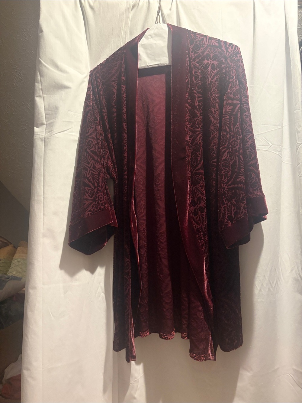 Women's Velvet Open-Front Kimono Jacket - Burgundy